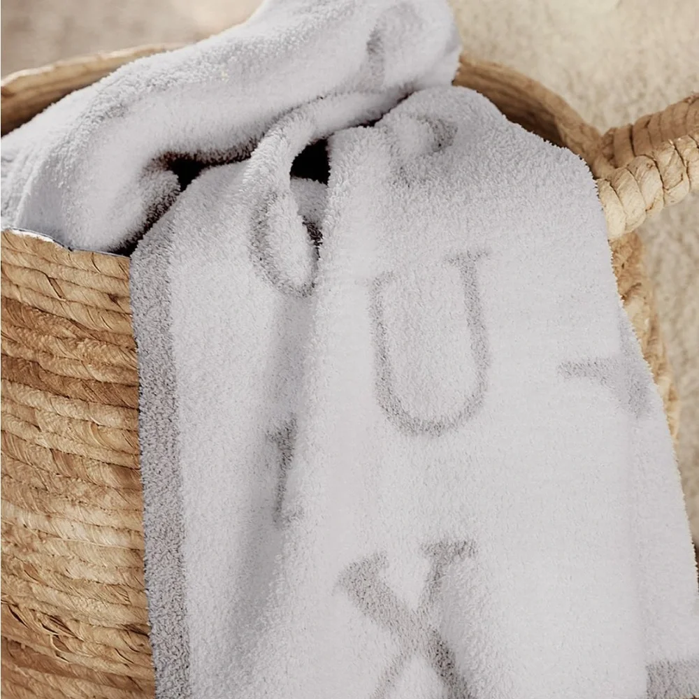 【BRAND NEW】Barefoot Dreams baby throw